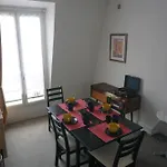 Guest - R&m Bed & Breakfast 4*
