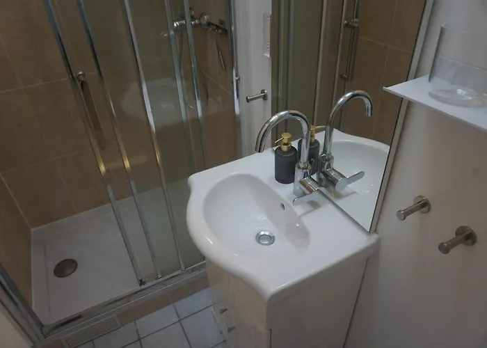 Bed & Breakfast Guest - R&m Paříž